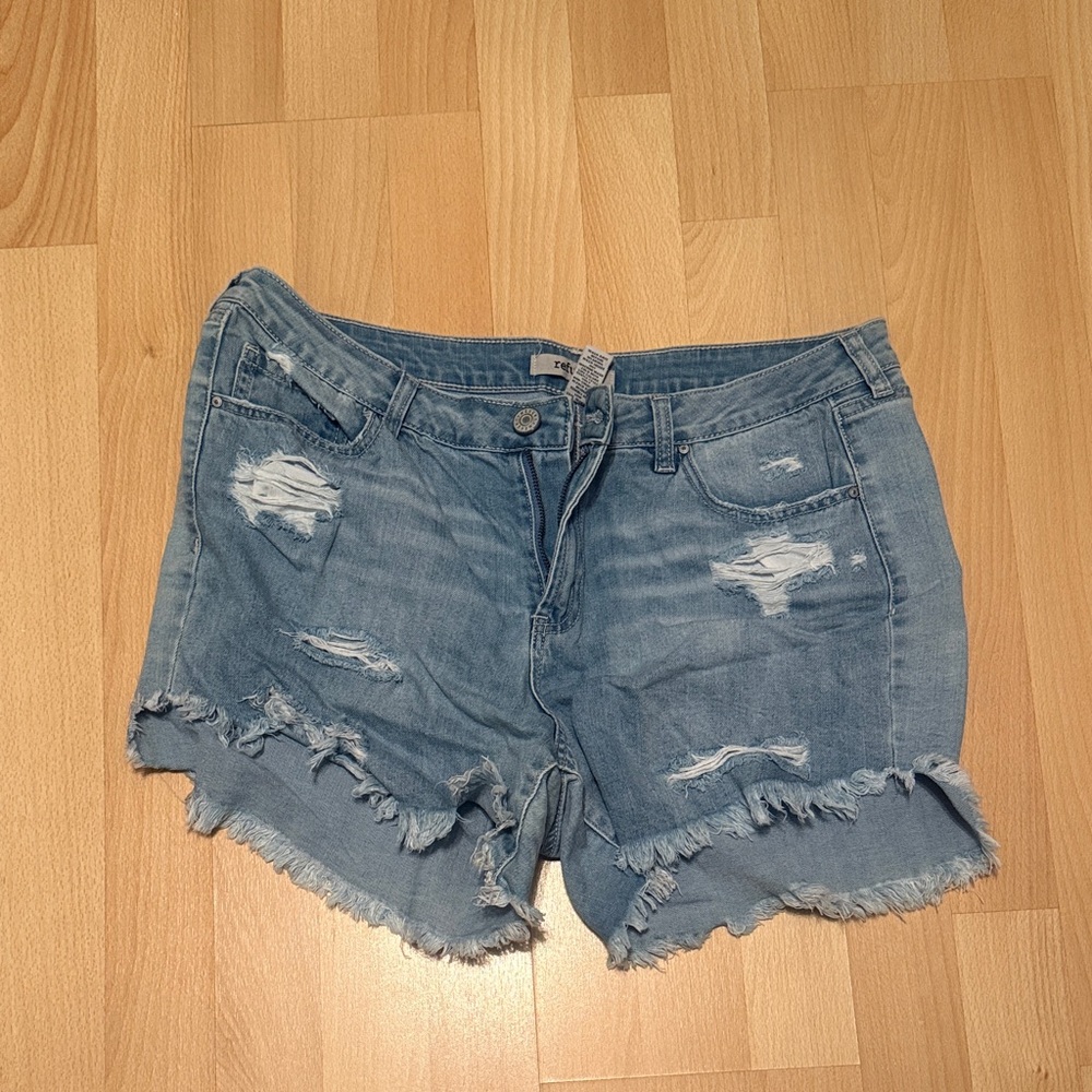 Refuge Distressed Jean Shorts